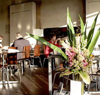 R Bar Restaurant Port Melbourne - Restaurant Canberra
