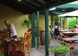 Bird In Hand Inn - Restaurant Canberra 0