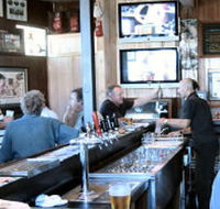 Railway Club Hotel - Restaurant Canberra