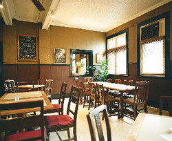Lord Newry Hotel - Restaurant Canberra 1