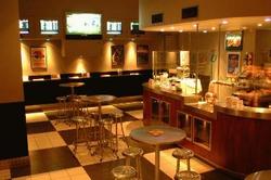 Regatta Hotel - Restaurant Canberra 3