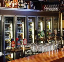 Highland Park Family Tavern - Restaurant Canberra 3