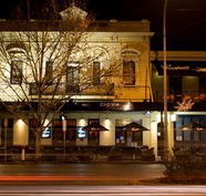 Crown and Sceptre Hotel - Restaurant Canberra