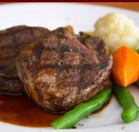 R. G. Mcgees Hotel Restaurant - Restaurant Canberra