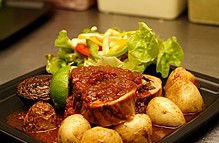 La Quinta Mexican Cafe Y Bar - Restaurant Canberra 1