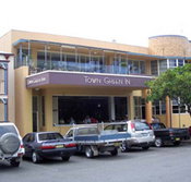 Town Green Inn - Restaurant Canberra
