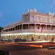 The Rose Hotel - Victoria Street Bar - Restaurant Canberra 0