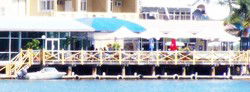The Outrigger Bar - The Parade Hotel - Restaurant Canberra 0