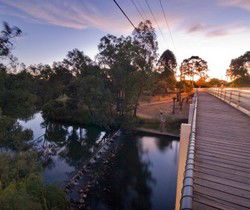 Premier Hotel - Restaurant Canberra 1