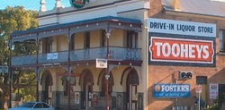 Caledonia Hotel - Restaurant Canberra 2