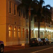 The Rose Hotel - Victoria Street Bar - Restaurant Canberra 2