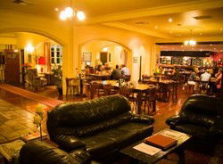 The Bull And Bush Tavern - Restaurant Canberra 2