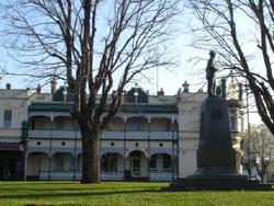 Leura Hotel - Restaurant Canberra 3