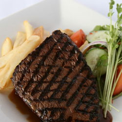 Barron River Hotel - Restaurant Canberra 3