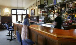 Ocean Beach Hotel - Restaurant Canberra 1
