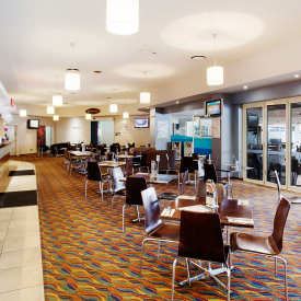 Waterfront Hotel - Restaurant Canberra 5
