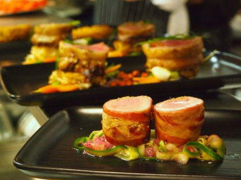 The Grovedale Hotel - Restaurant Canberra 3