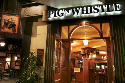 Pig N Whistle British Pub Indooroopilly - Restaurant Canberra 0