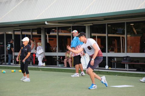 Ettalong Memorial Bowling Club - Restaurant Canberra 6
