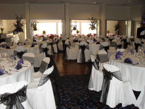 Railway Hotel Bundaberg - Restaurant Canberra 0