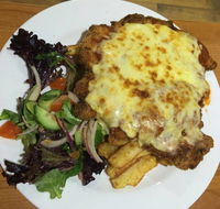 Coomera Waters Tavern - Restaurant Canberra