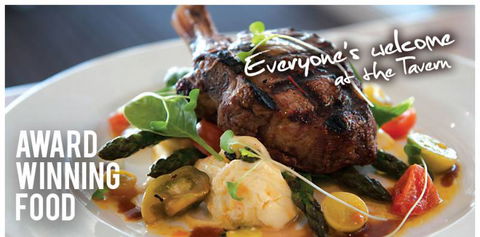 Empire Bay Tavern - Restaurant Canberra 2