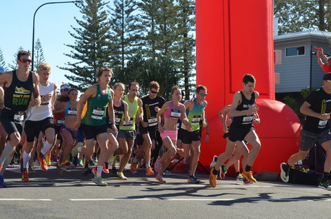 7 Sunshine Coast Marathon - Restaurant Canberra 1