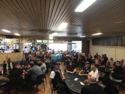 Numurkah Golf And Bowls Club - Poker Wednesday - Restaurant Canberra 1