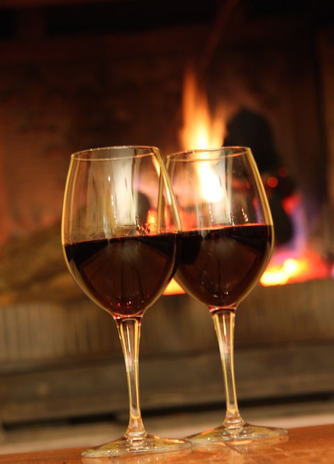 Fireside Pig And Pinot At Contentious Character - Restaurant Canberra 1