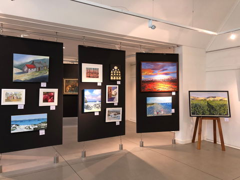 SALA 2020 Exhibition At The Ascot Community Exhibition Art Gallery. - Restaurant Canberra 0