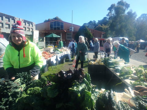 Brown Hill Market - Restaurant Canberra 0
