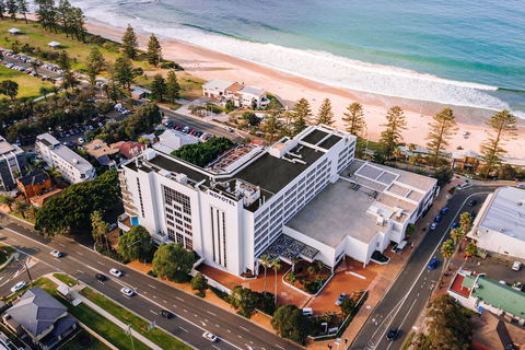 Christmas At Novotel Wollongong Northbeach - Restaurant Canberra 1