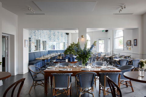 Dine In Style With Lola - Restaurant Canberra 0