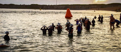 Sparke Helmore Newcastle City Triathlon - Restaurant Canberra 1