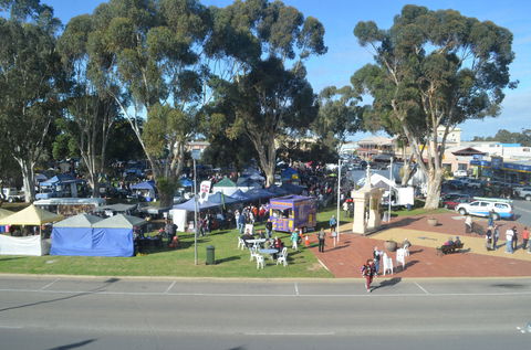 The Rotary Markets Kadina - Restaurant Canberra 2