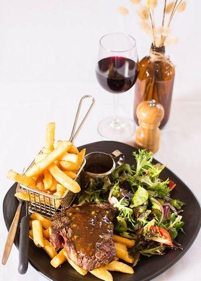 Ocean Grove Hotel - Restaurant Canberra 17