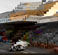 Chomps Seafood - Restaurant Canberra