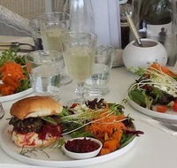 Lillies on Brougham - Restaurant Canberra