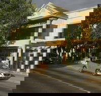 McGuires Bistro - Sherbourne Terrace - Restaurant Canberra