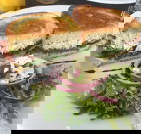 Elefant Lounge Cafe - Restaurant Canberra