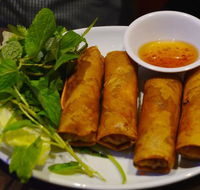 Le's Vietnamese Street Food Restaurant - Restaurant Canberra