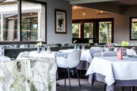 Ten Minutes by Tractor Restaurant