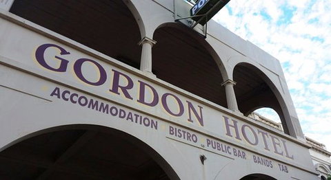 Gordon Hotel - Restaurant Canberra 0