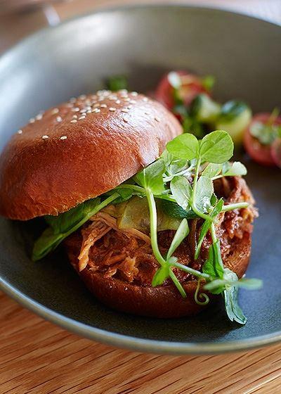 Explorers Restaurant - Restaurant Canberra 13