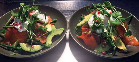 Explorers Restaurant - Restaurant Canberra 8