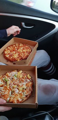 Alberto's Pizza