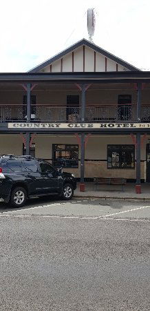 Country Club Hotel - Restaurant Canberra 0