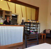 Essence Coffee Lounge - Restaurant Canberra