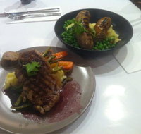 The Flag - Restaurant Canberra