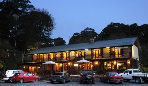Black Spur Inn - Restaurant - Restaurant Canberra 0